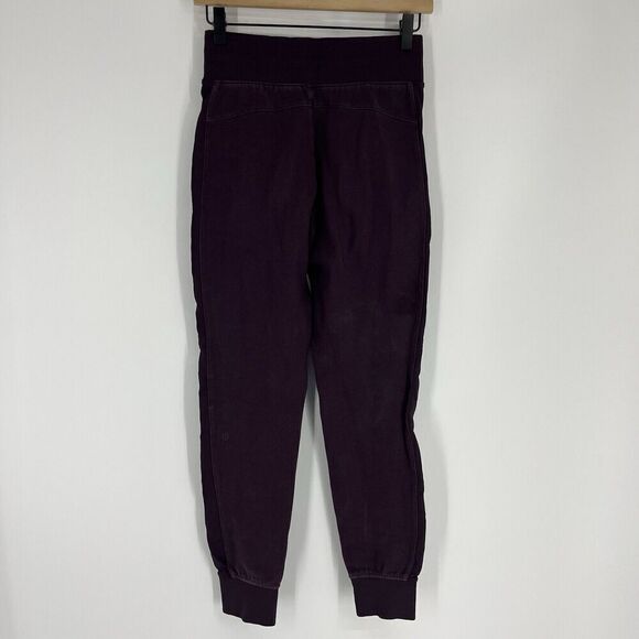 Lululemon Pants Size 2 Womens Maroon Ready to Rulu High Rise Crop Jogger Yoga - Picture 4 of 7
